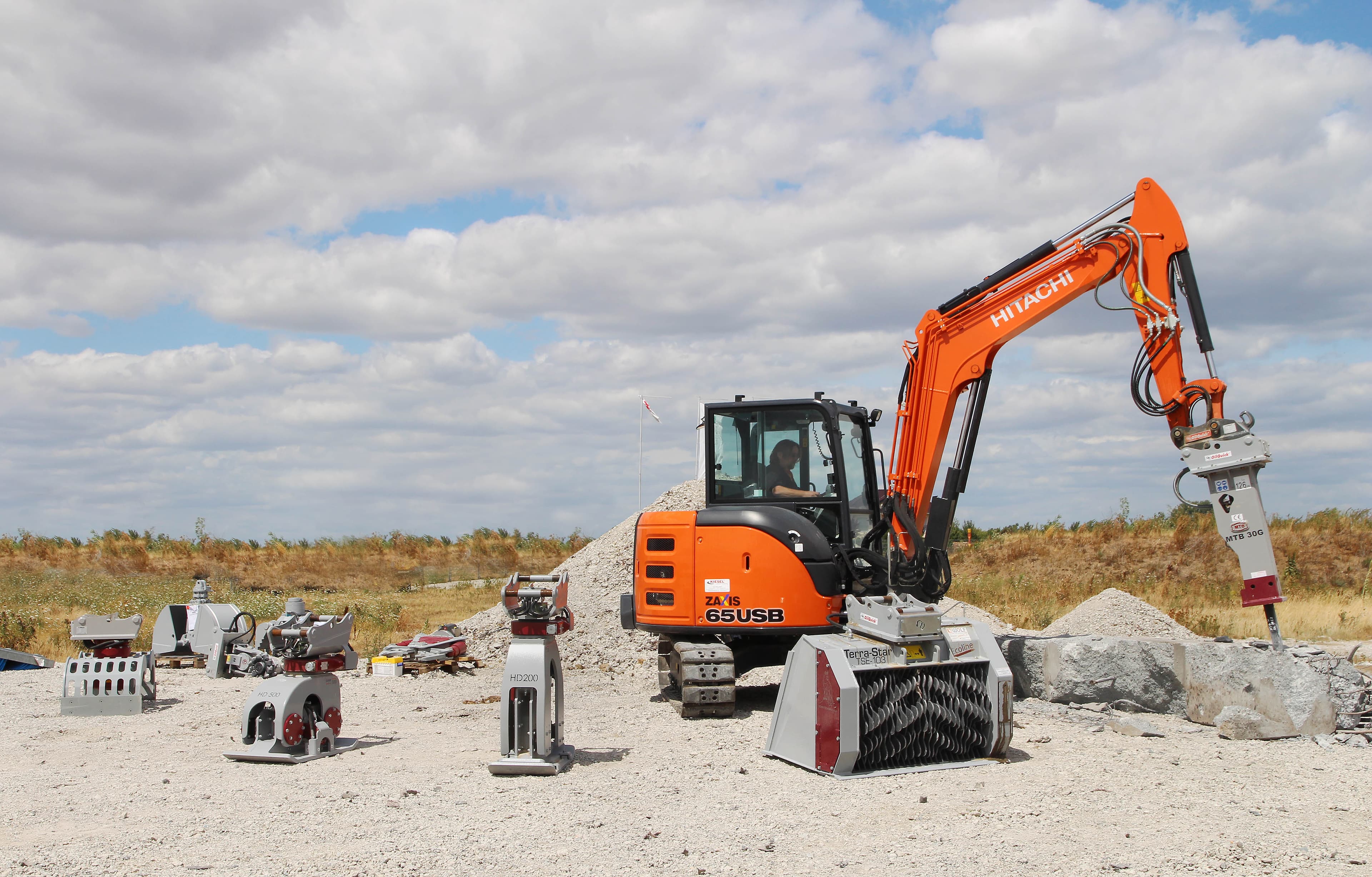 Hitachi Mini Ekskavatör Leasing